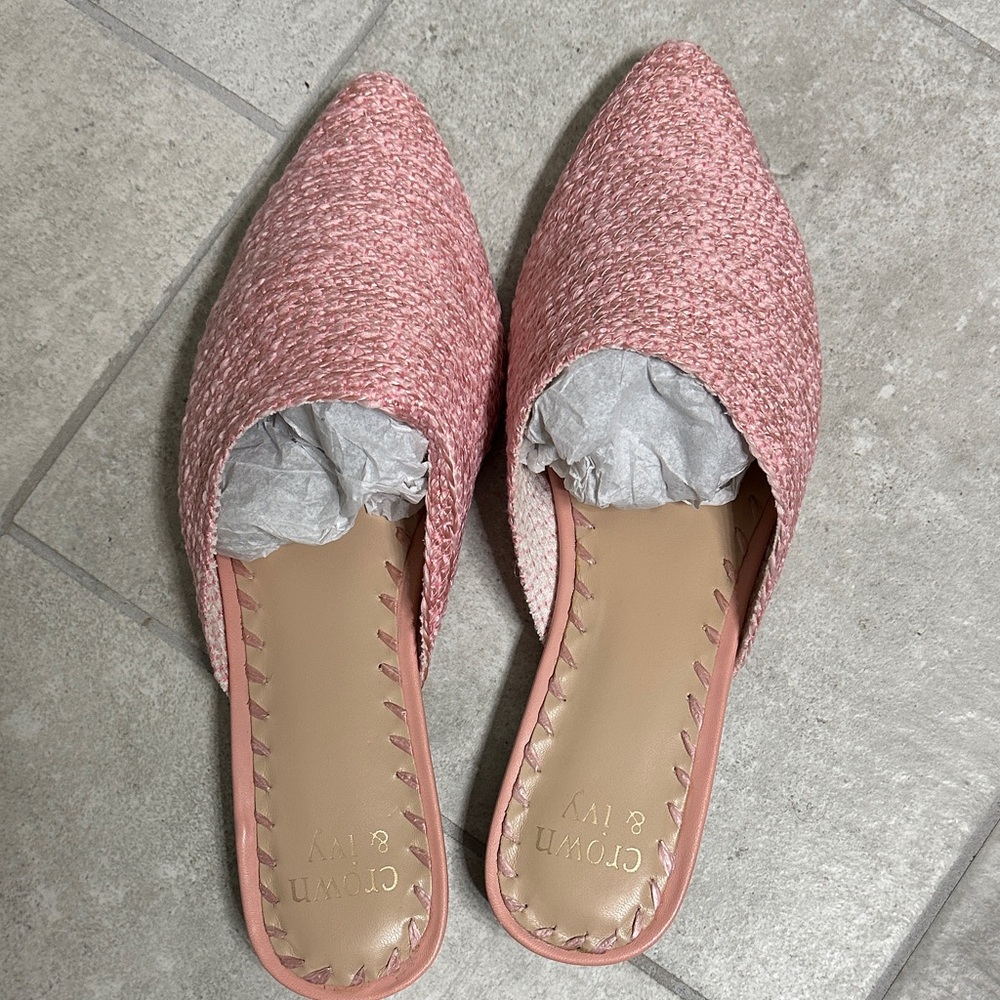 Crown & Ivy Pink Textured Women's Mules - Picture 4 of 5
